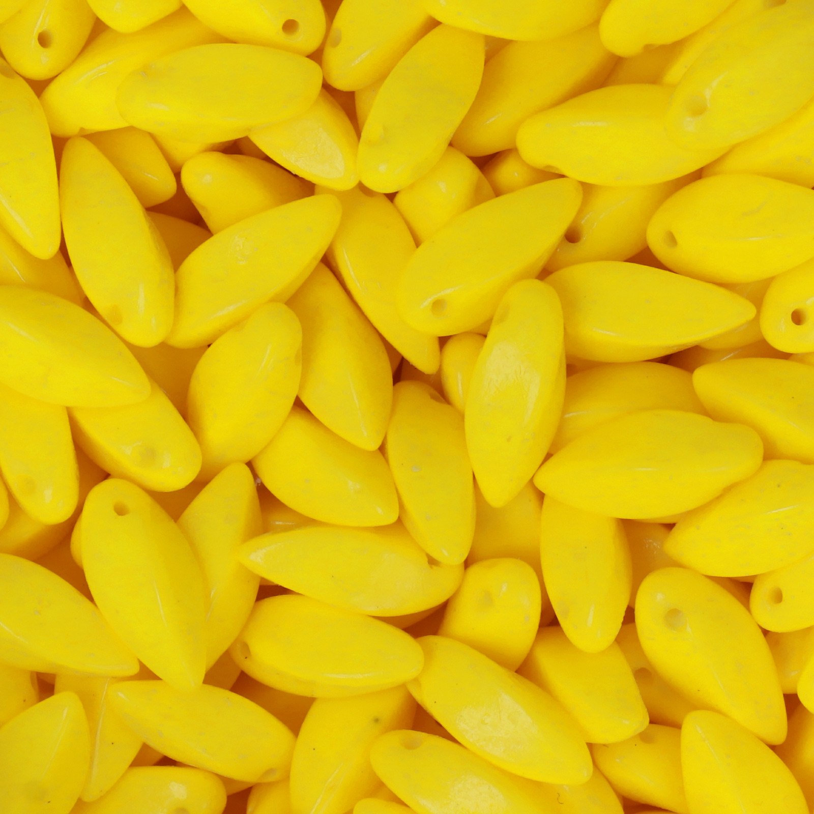 czech glass twist beads - opaque yellow - 12x6mm | 25pc