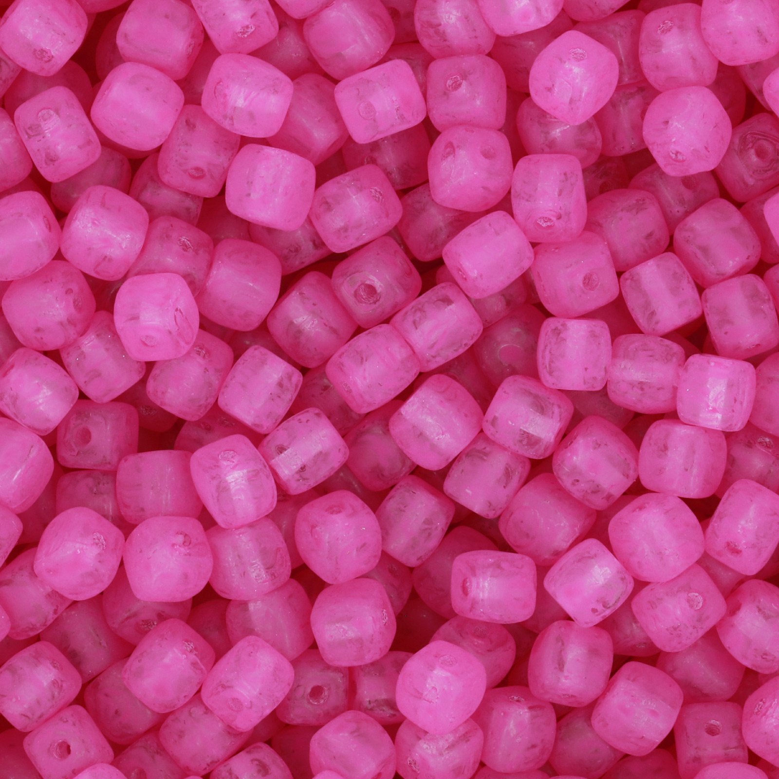 czech cube beads - opal magenta 4mm | 75pc