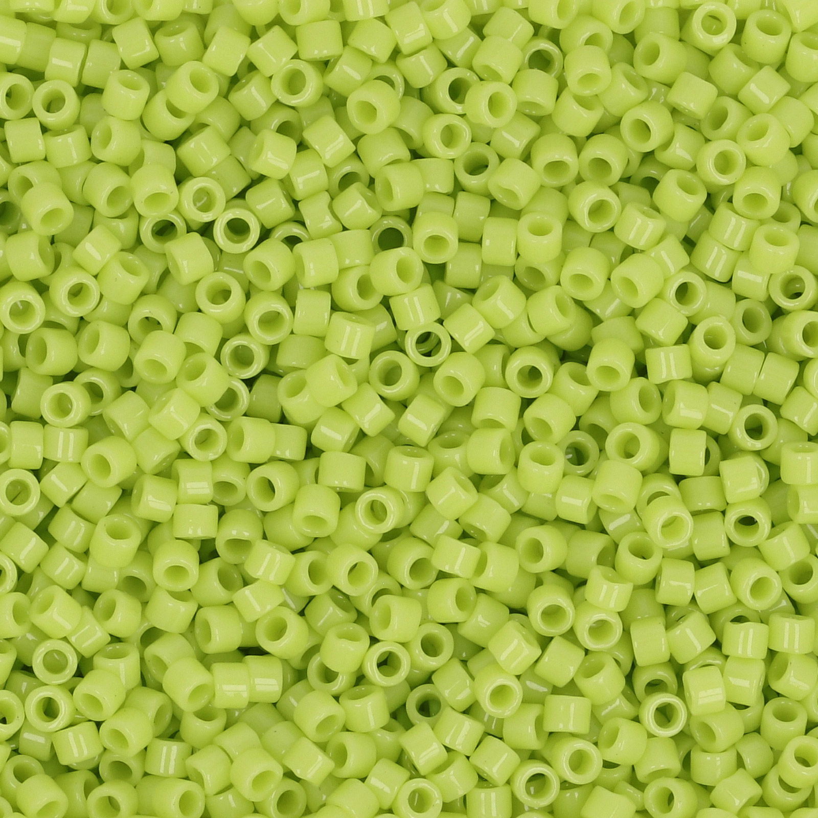 miyuki delica 11/0 - opaque lime green | 8gr