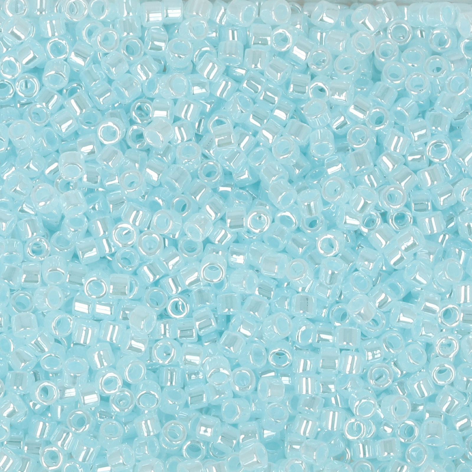 miyuki delica 11/0 - color-lined light aqua/crystal | 8gr