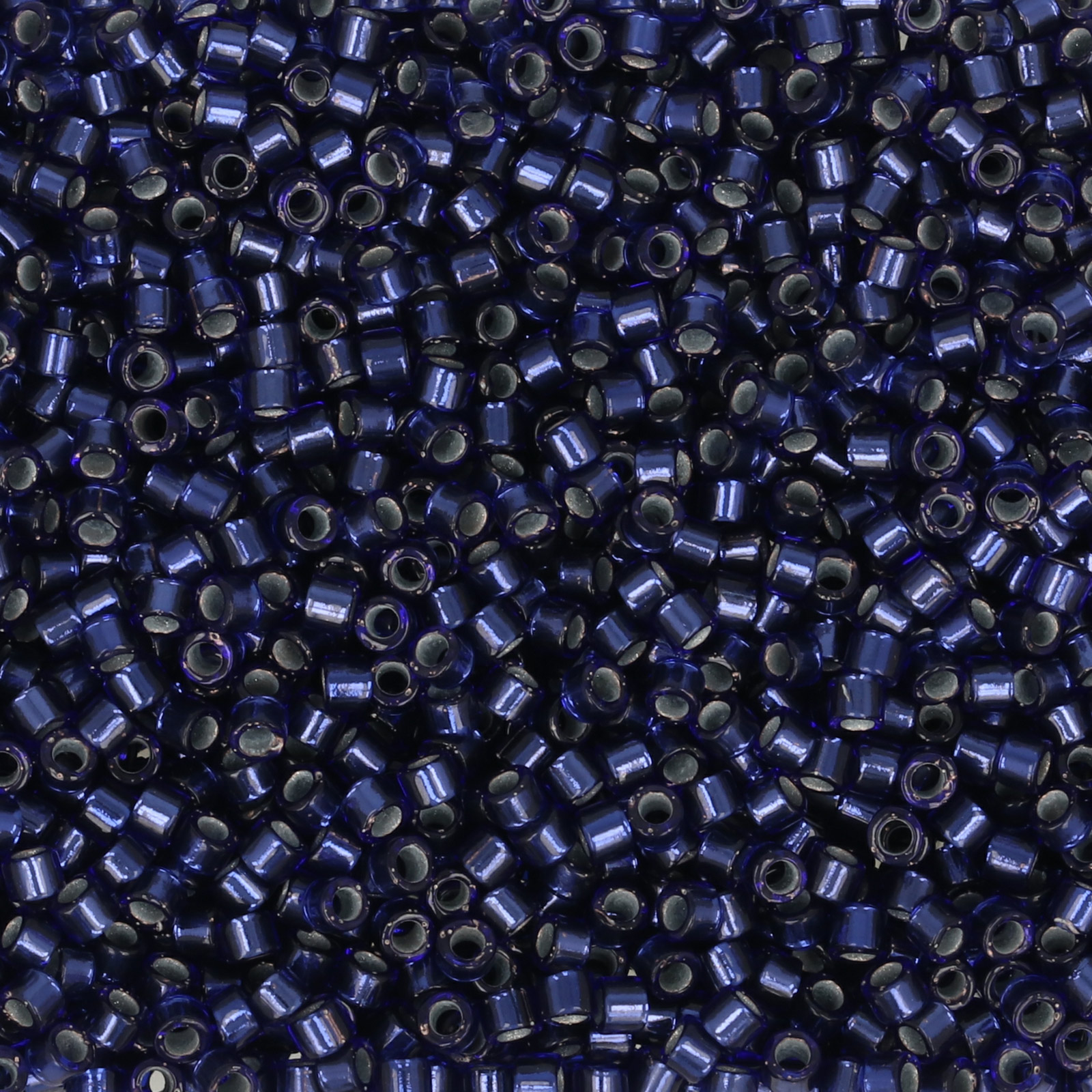 miyuki delica 11/0 - silver-lined montana sapphire | 8gr