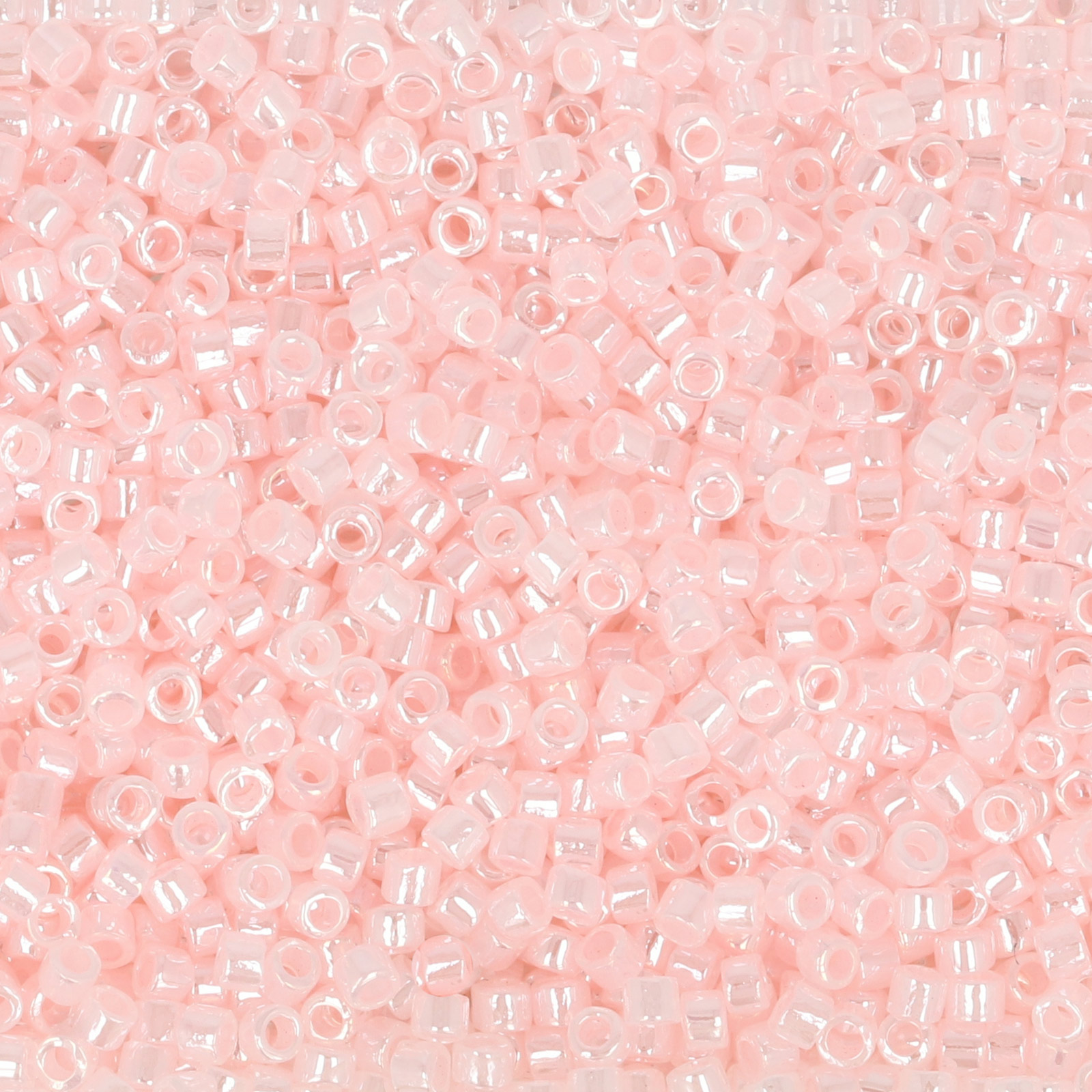 miyuki delica 11/0 - opaque pastel pink ceylon | 8gr