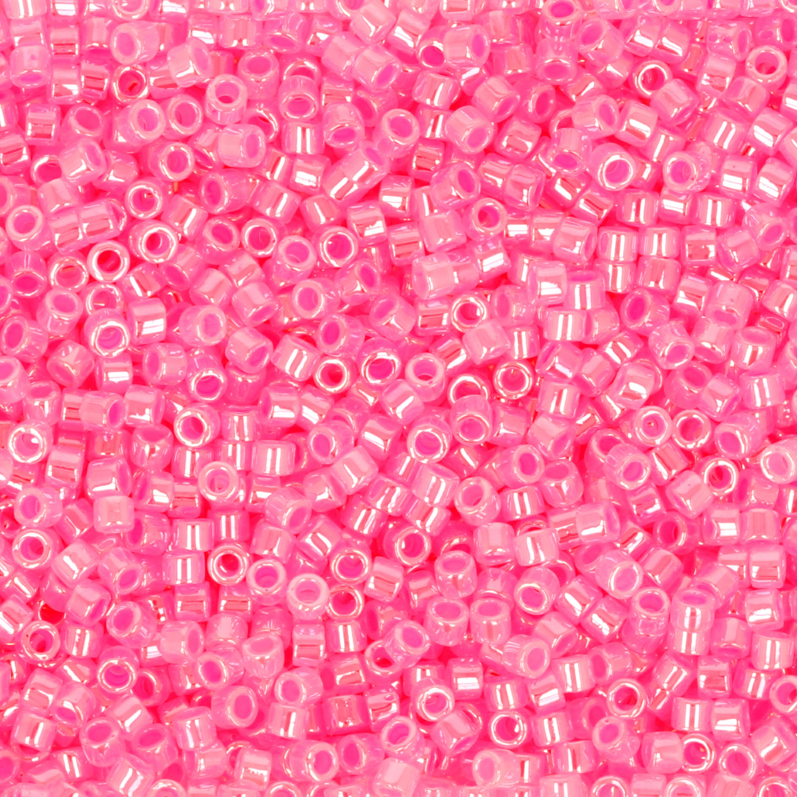 miyuki delica 11/0 - color-lined hot pink/crystal ceylon | 8gr