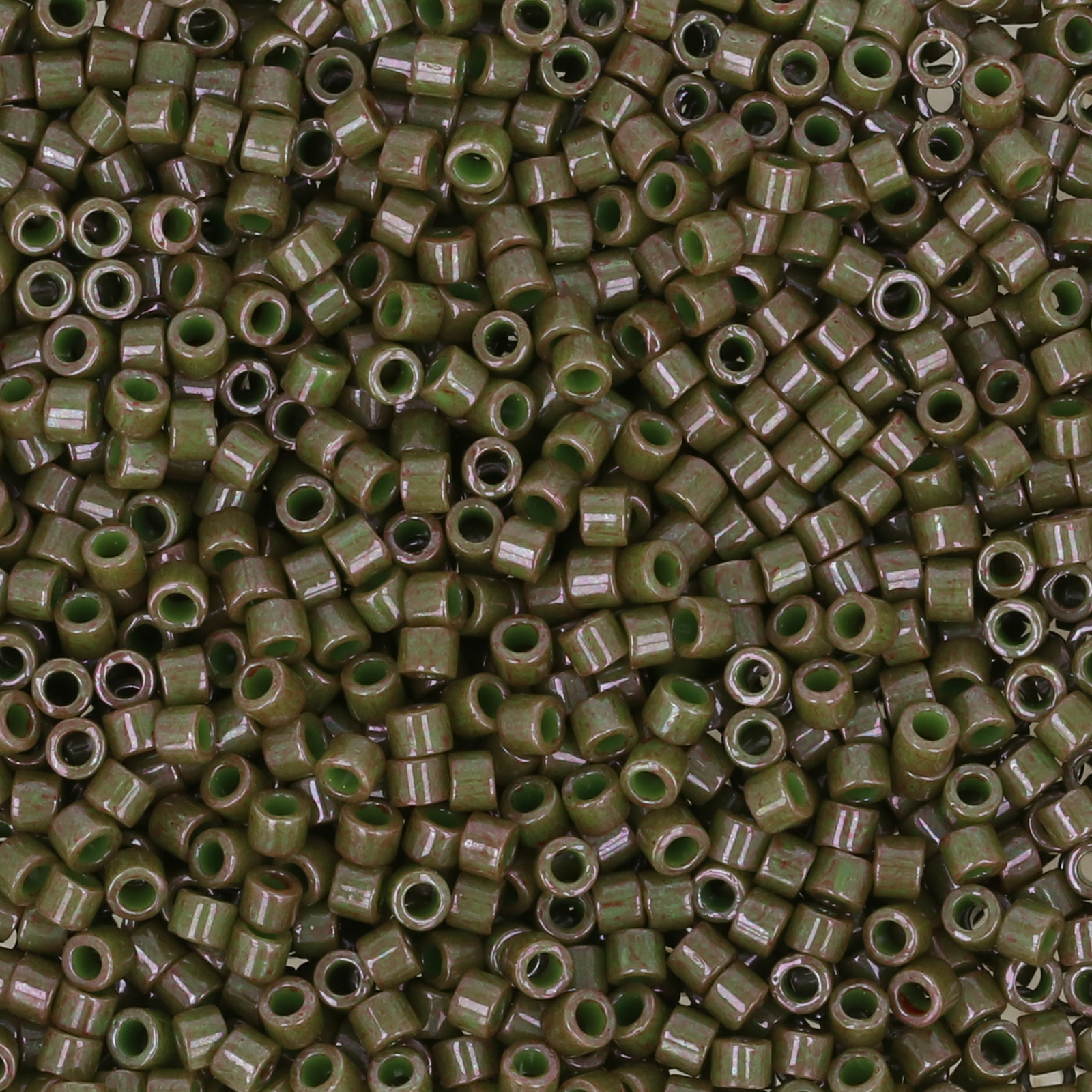 miyuki delica 11/0 - opaque dark olive | 8gr
