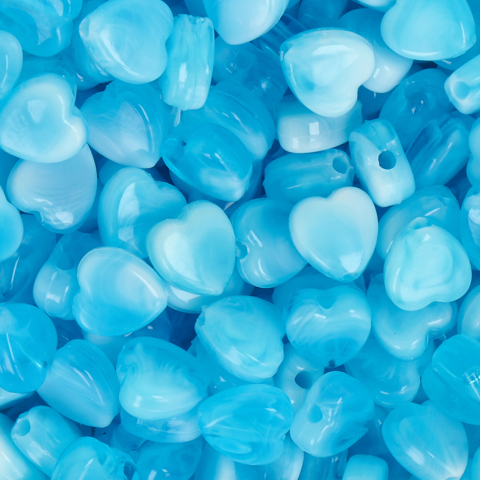 marbled sky blue resin smooth heart 8x4mm - 110-120pc aprox. | 25gr