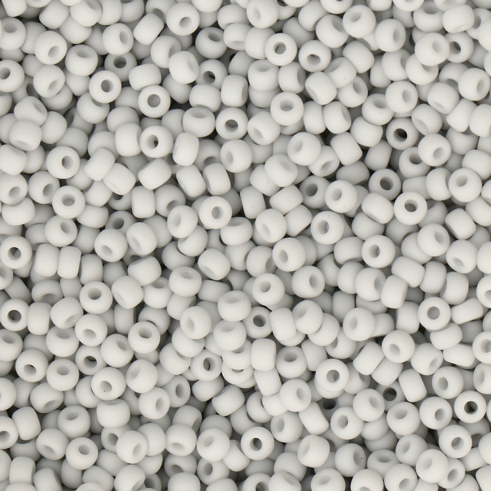 miyuki rocailles 8/0 - matte opaque pale blue grey (2026) | 10gr