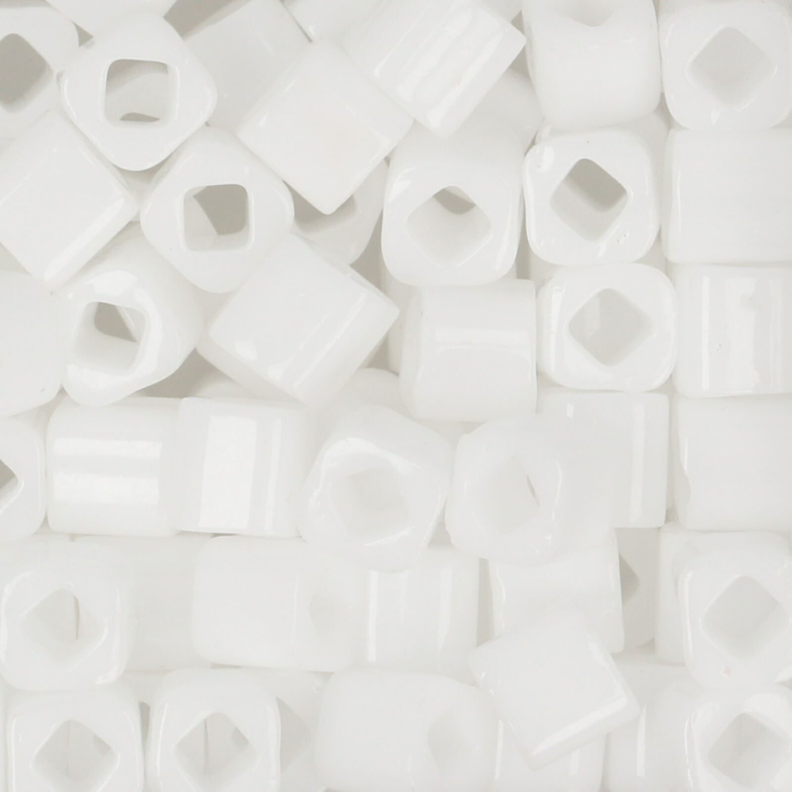 cube toho beads 4mm - opaque white (41) | 10gr