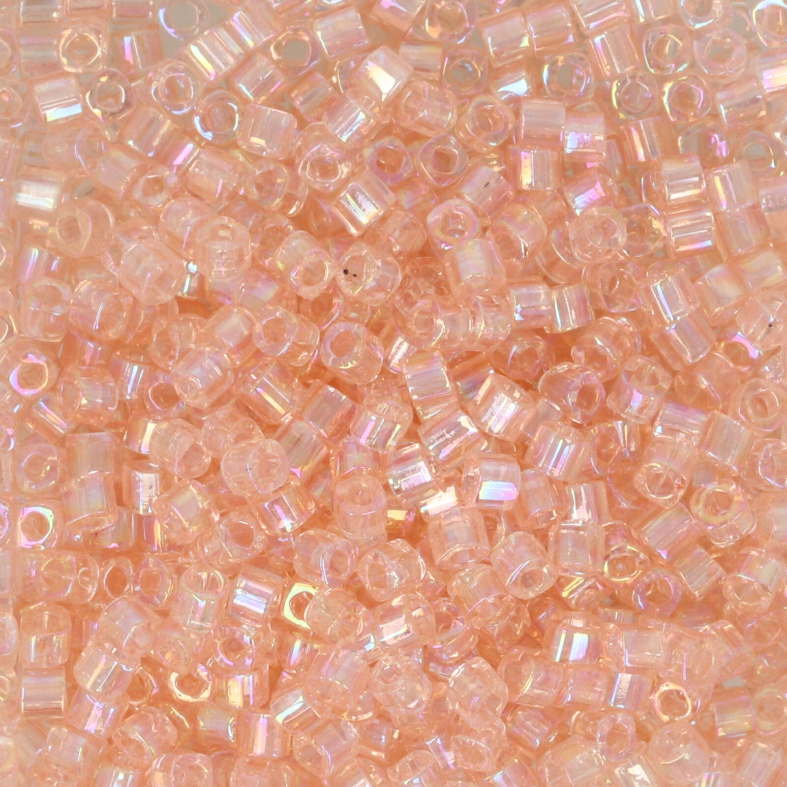 cube toho beads 1,5mm - transparent rainbow rosaline (169) | 10gr