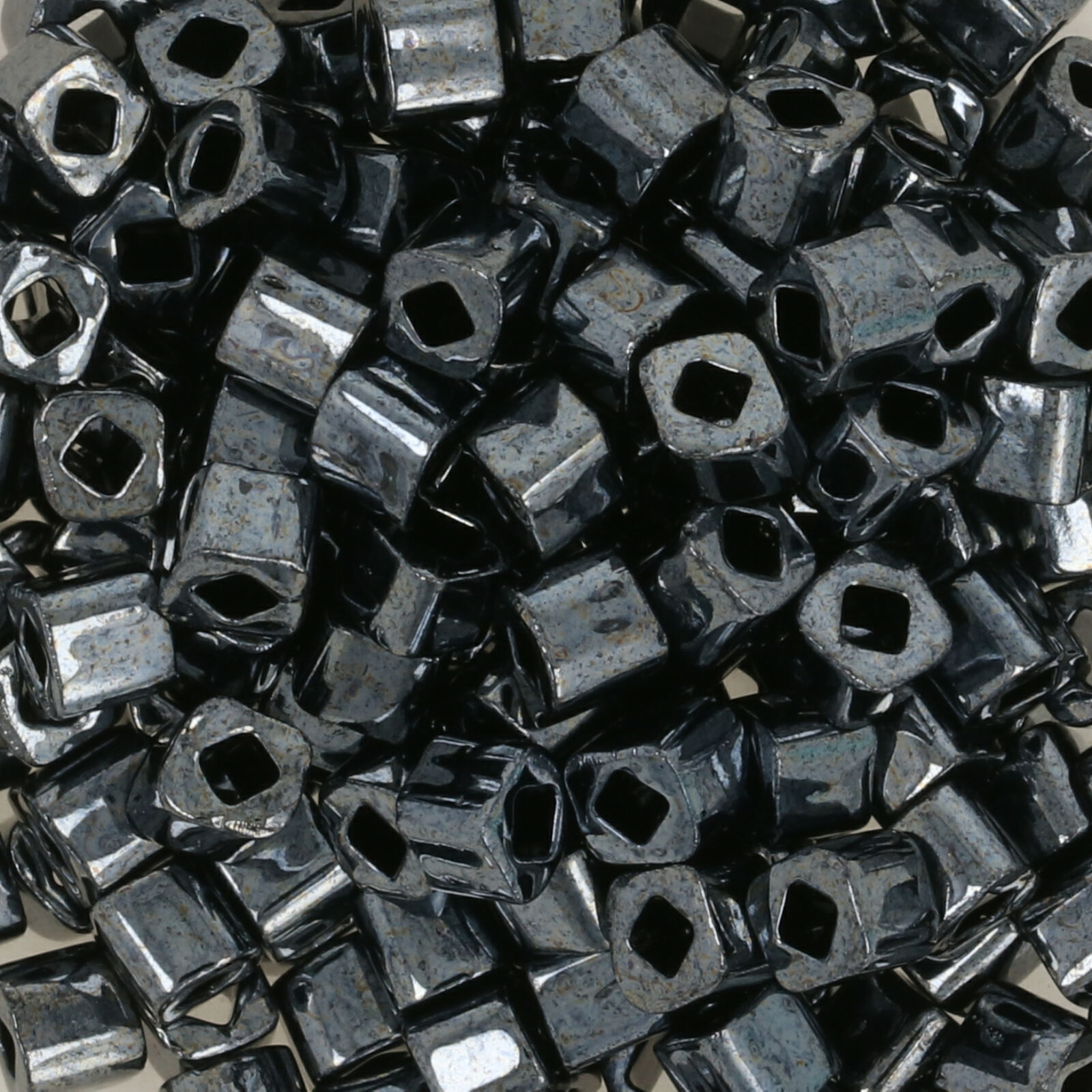 cube perlen toho 3mm metallic hematite (81) | 10gr