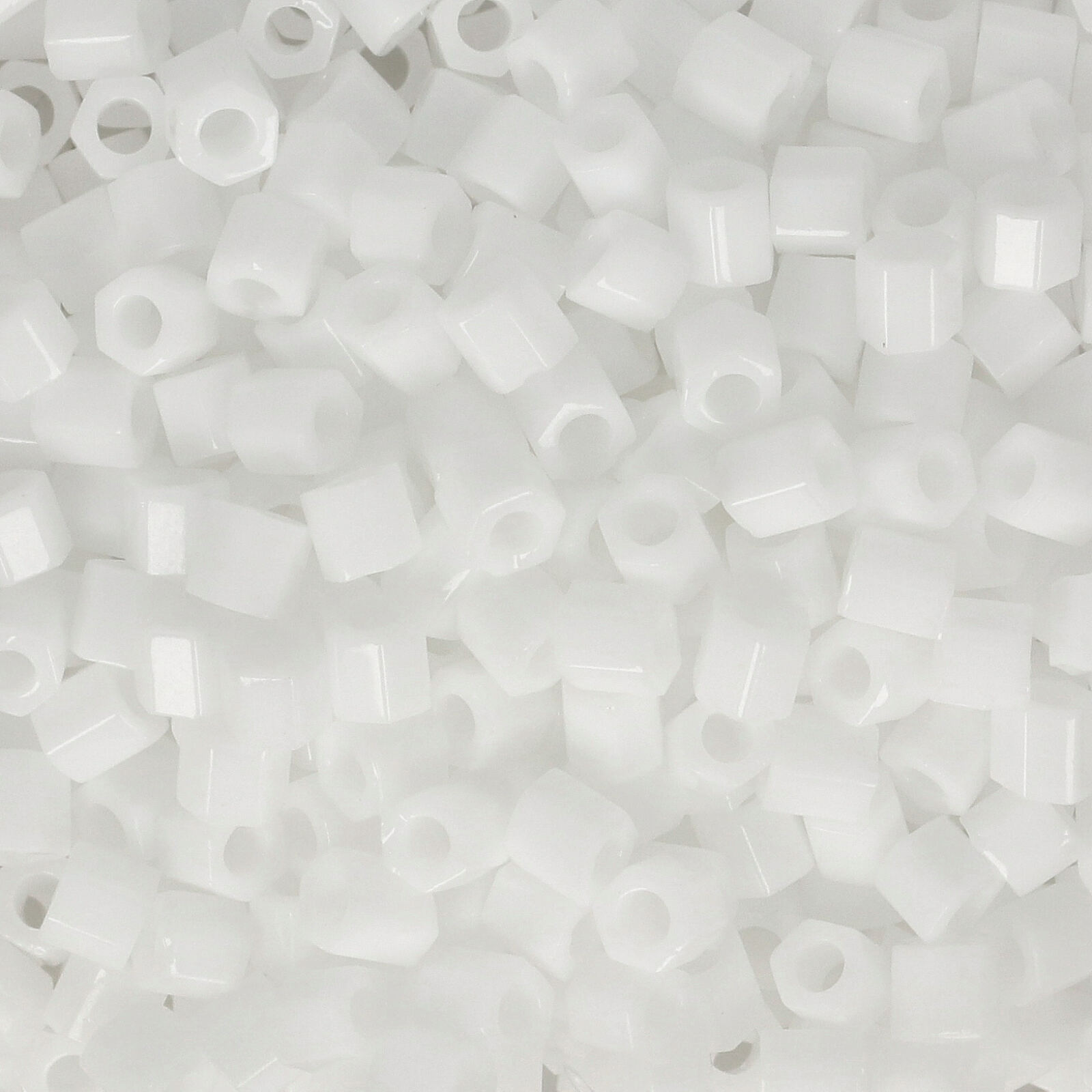 hexagon toho seed beads 8/0 opaque white (41) | 10gr