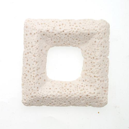 white lava stone donut square 47mm | 1pc