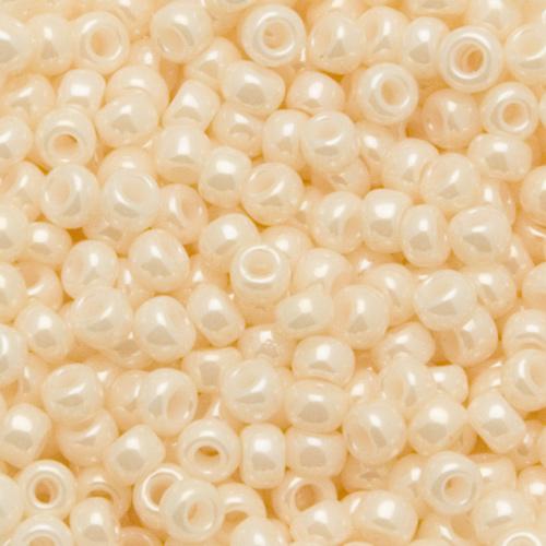 saatperlen toho 8/0 opaque lustered light beige (123) | 10gr