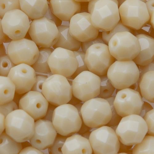 böhmische glasschliffperlen opaque light beige 6mm | 25st