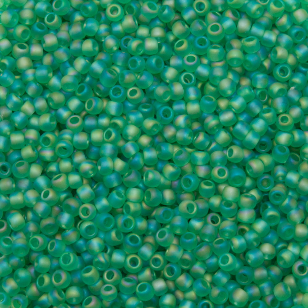 rocaille toho seed beads 11/0 transparent rainbow frosted dark peridot (164bf) | 10gr