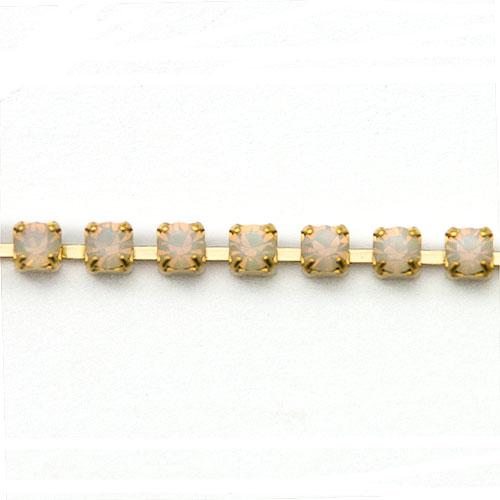 white opal preciosa strass chain pp18 (2,5mm) | 20cm
