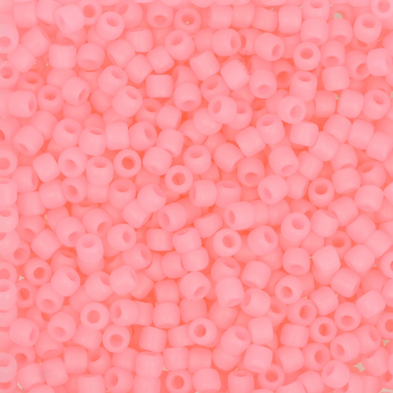 rocaille toho seed beads 11/0 ceylon frosted innocent pink (145f) | 10gr