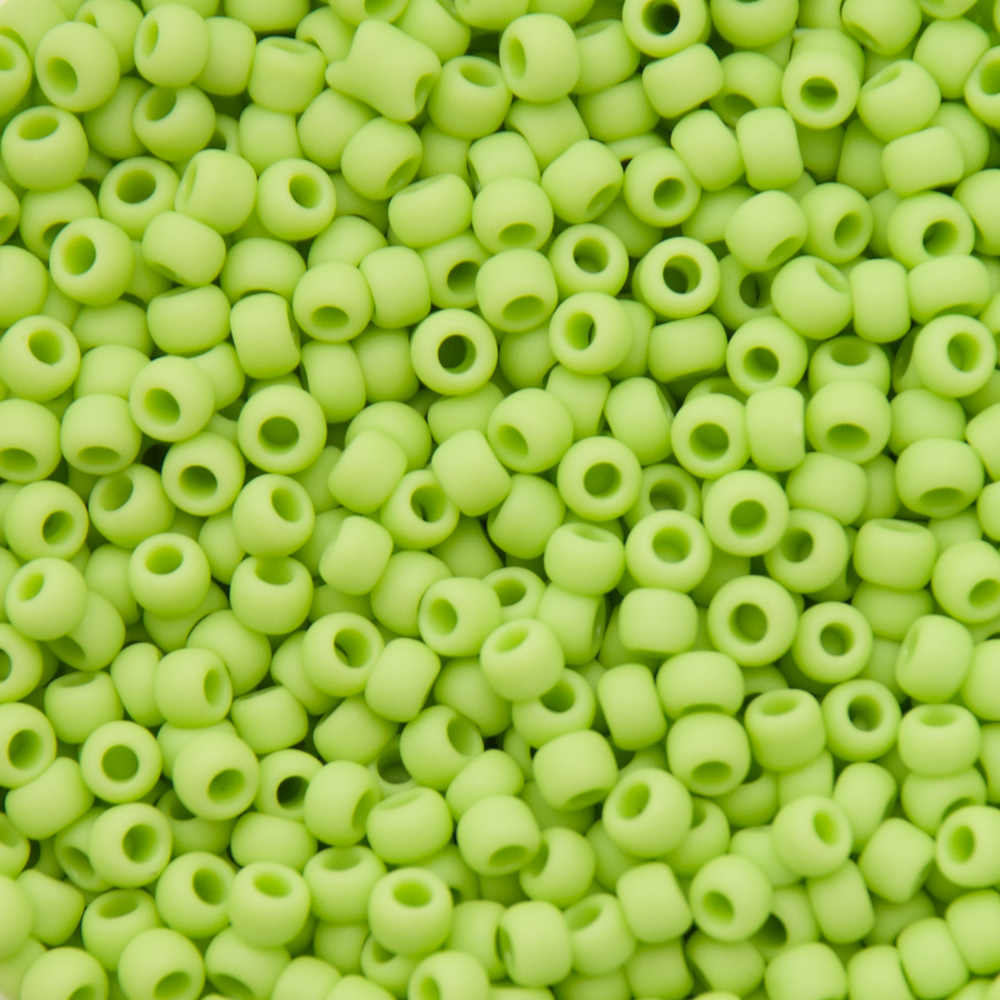 rocaille toho seed beads 8/0 opaque frosted sour apple (44f) | 10gr