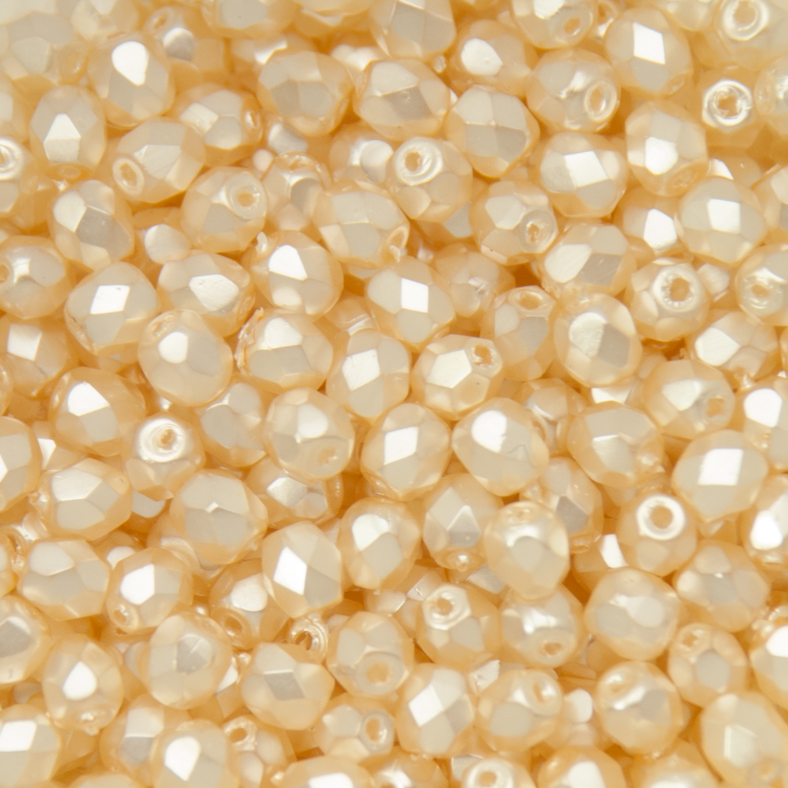 böhmische glasschliffperlen coated luster champagne 4mm | 50st