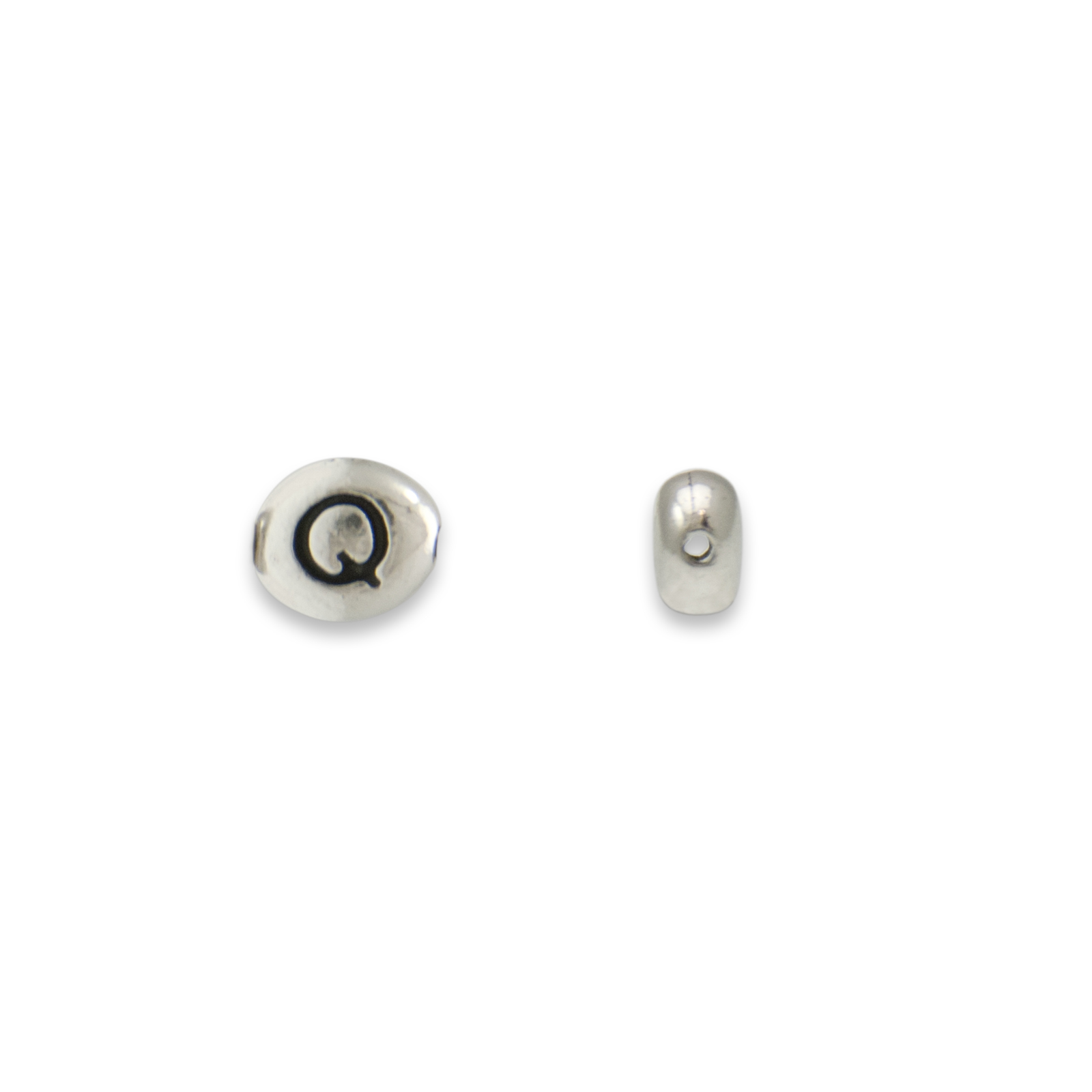 antique silver plated alphabet bead - letter q - 8x6mm | 1pc