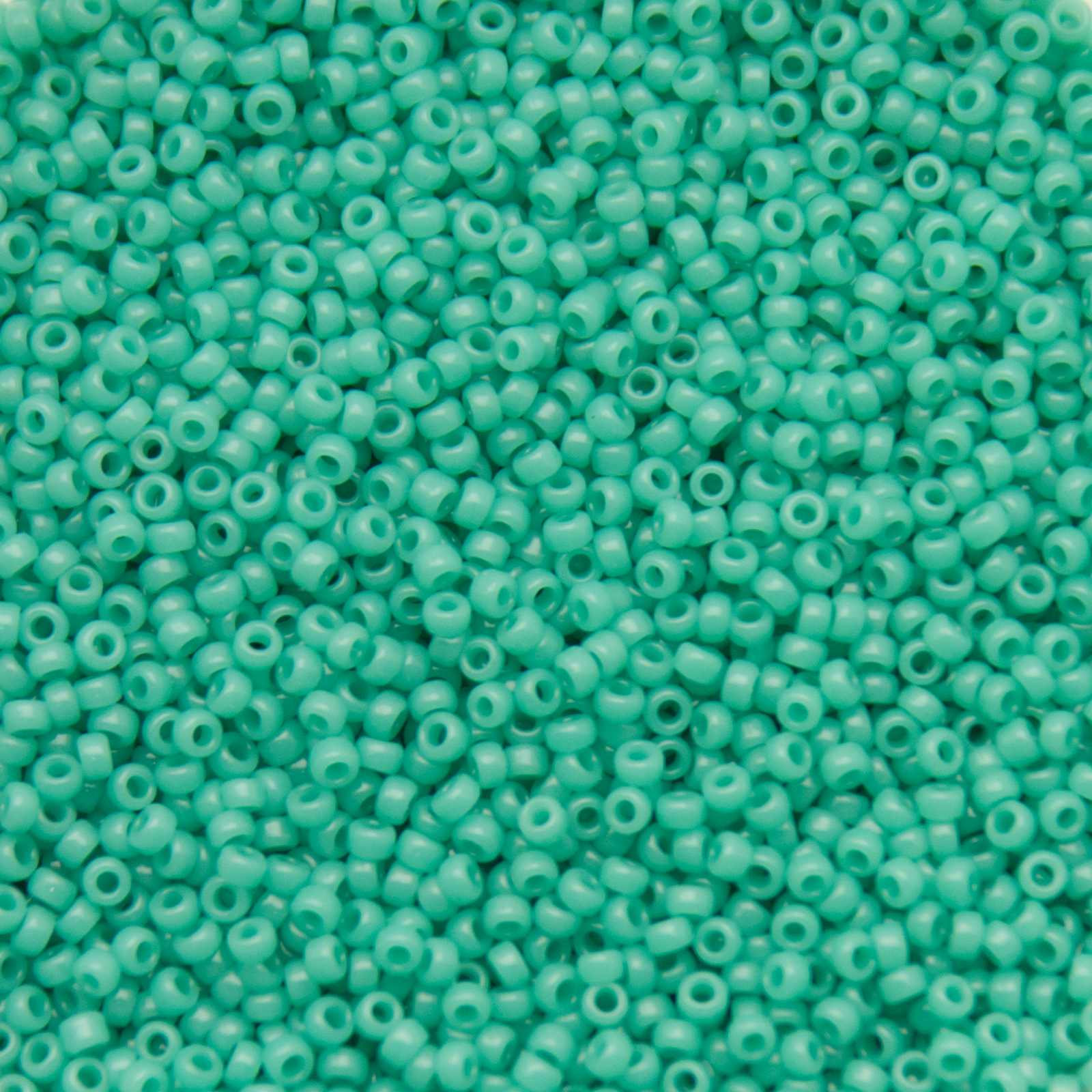 miyuki rocailles 15/0 - opaque green turquoise (412) | 10gr