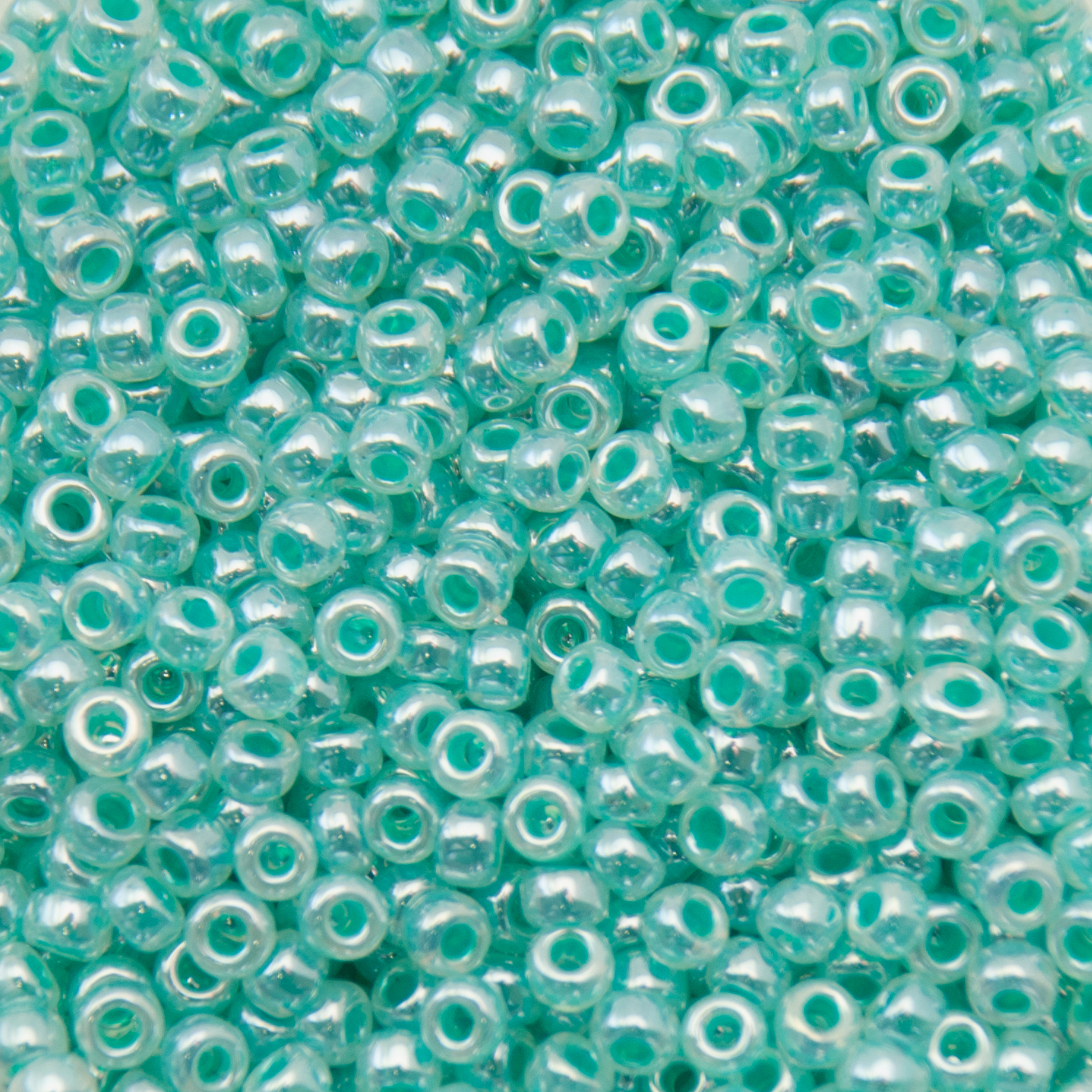 miyuki rocailles 8/0 - opaque turquoise ceylon (536) | 10gr