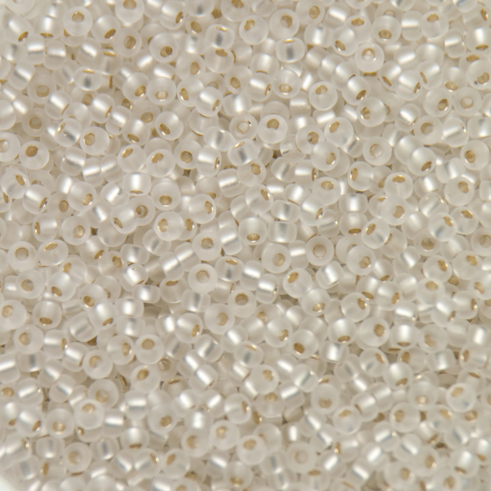 miyuki rocailles 11/0 - silver-lined semi matte crystal (1901) | 10gr