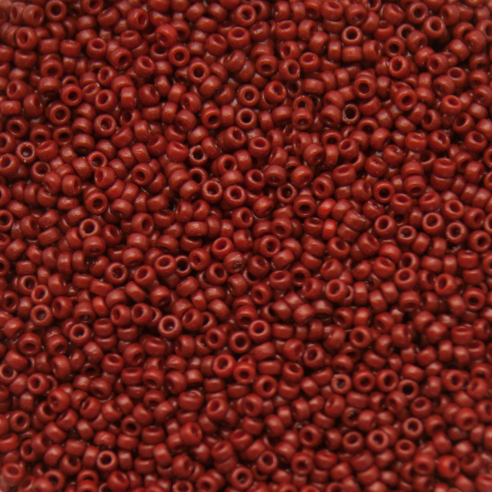 miyuki rocailles 15/0 - duracoat opaque maroon (4470) | 10gr