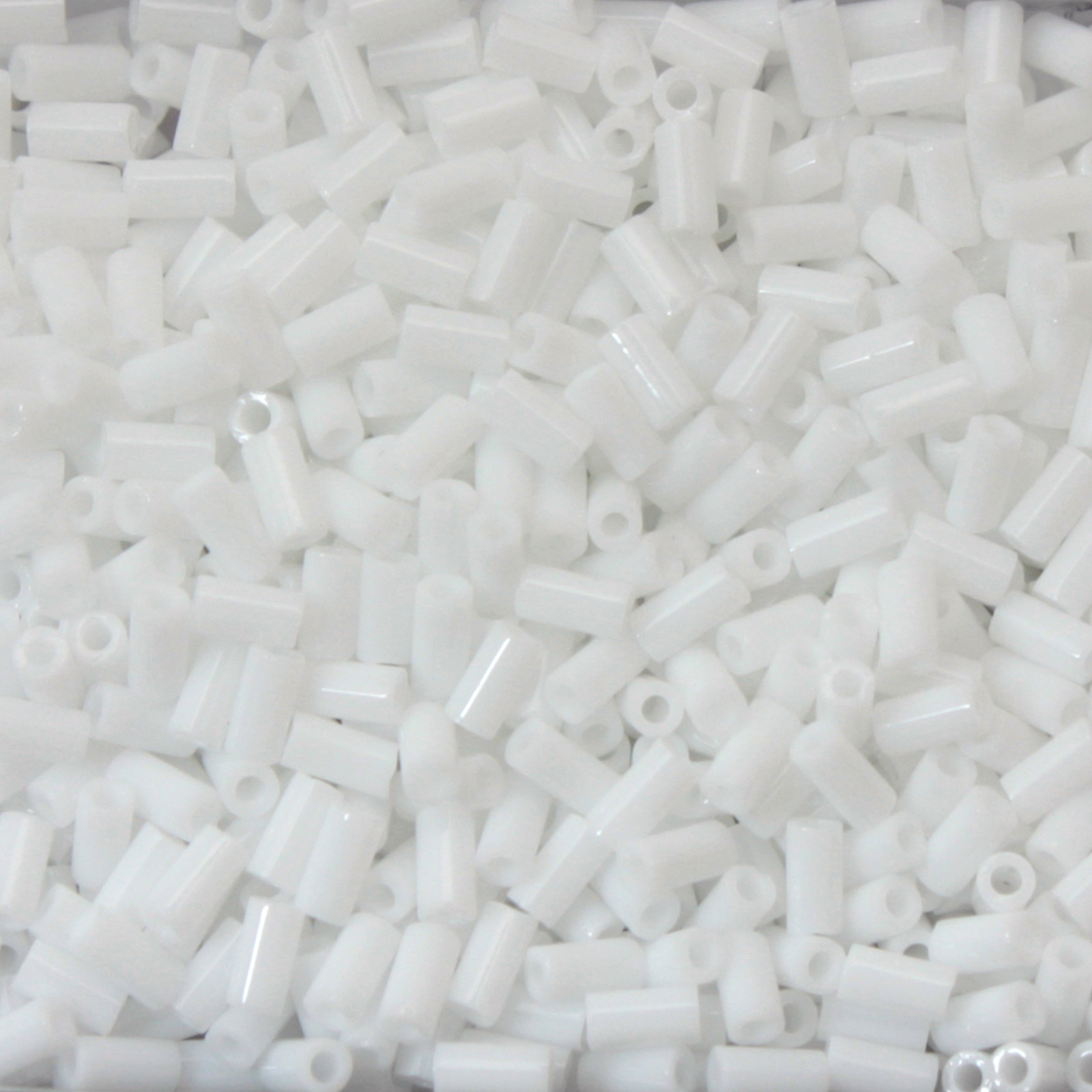 bugle toho beads 3mm - opaque white (41) | 10gr