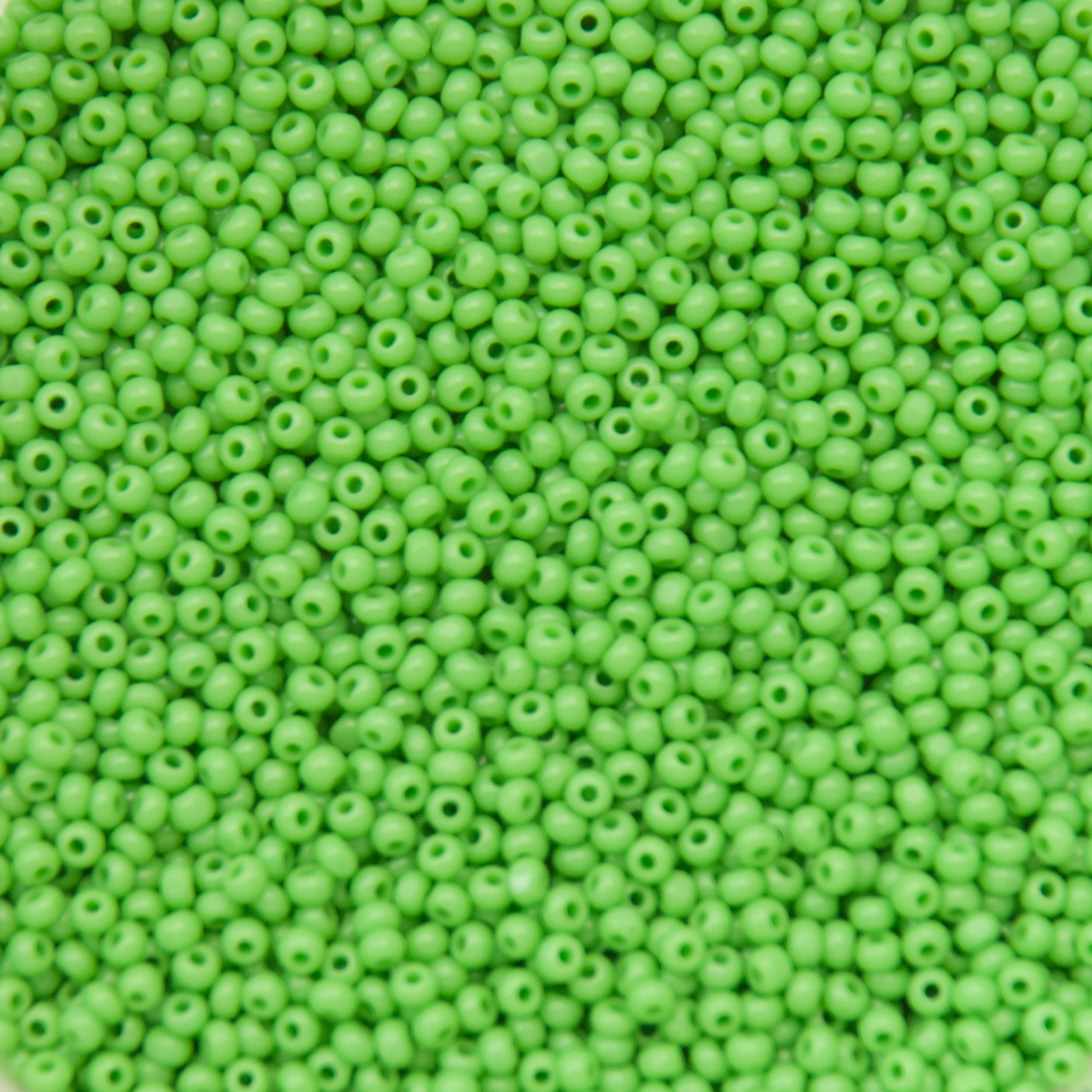 preciosa seed bead charlotte 13/0 opaque green | 10gr