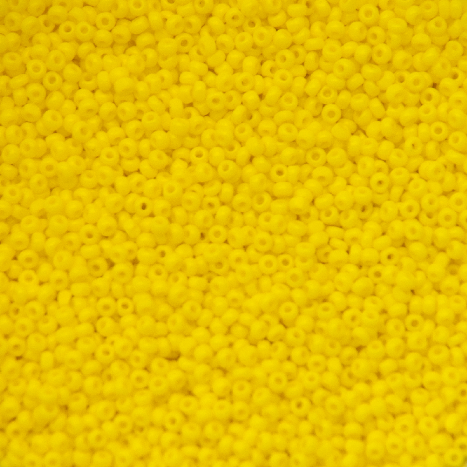 preciosa seed bead charlotte 13/0 opaque yellow | 10gr