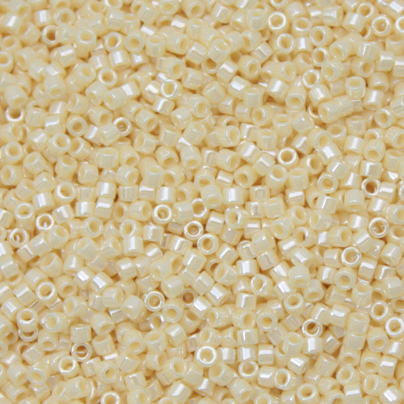 miyuki delica 11/0 - color-lined ivory/crystal ceylon | 8gr
