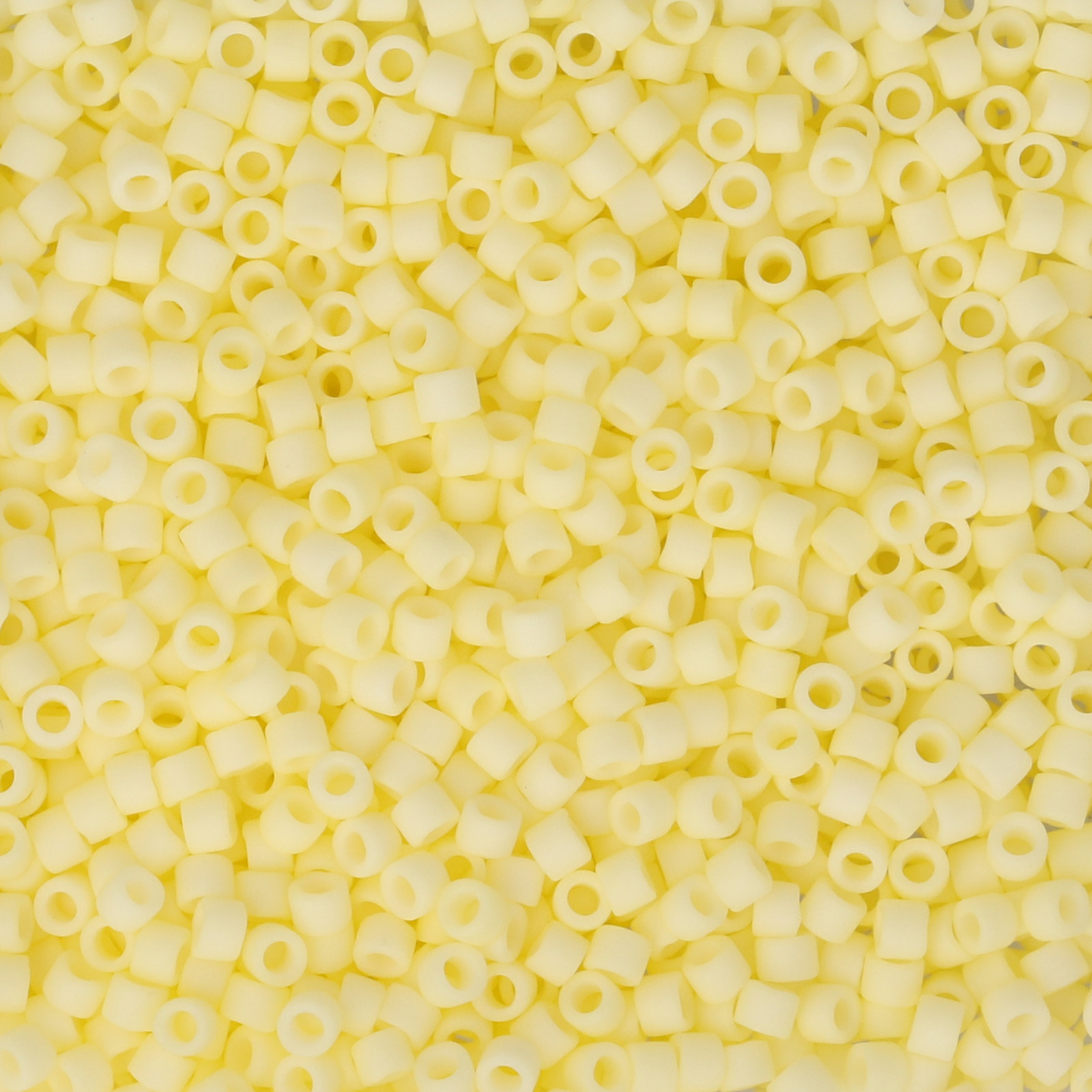 miyuki delica 11/0 - matte opaque pale yellow | 8gr