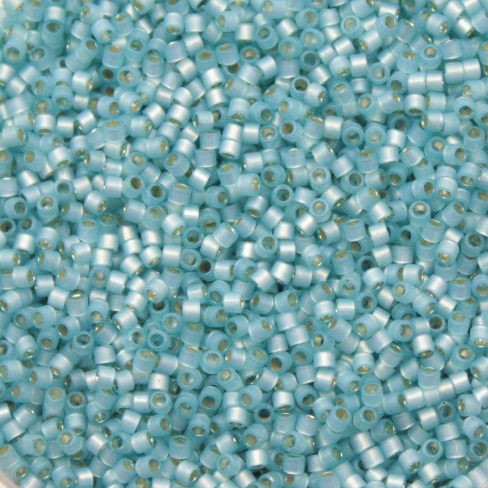 miyuki delica 11/0 - dyed silver-lined light aqua alabaster | 8gr