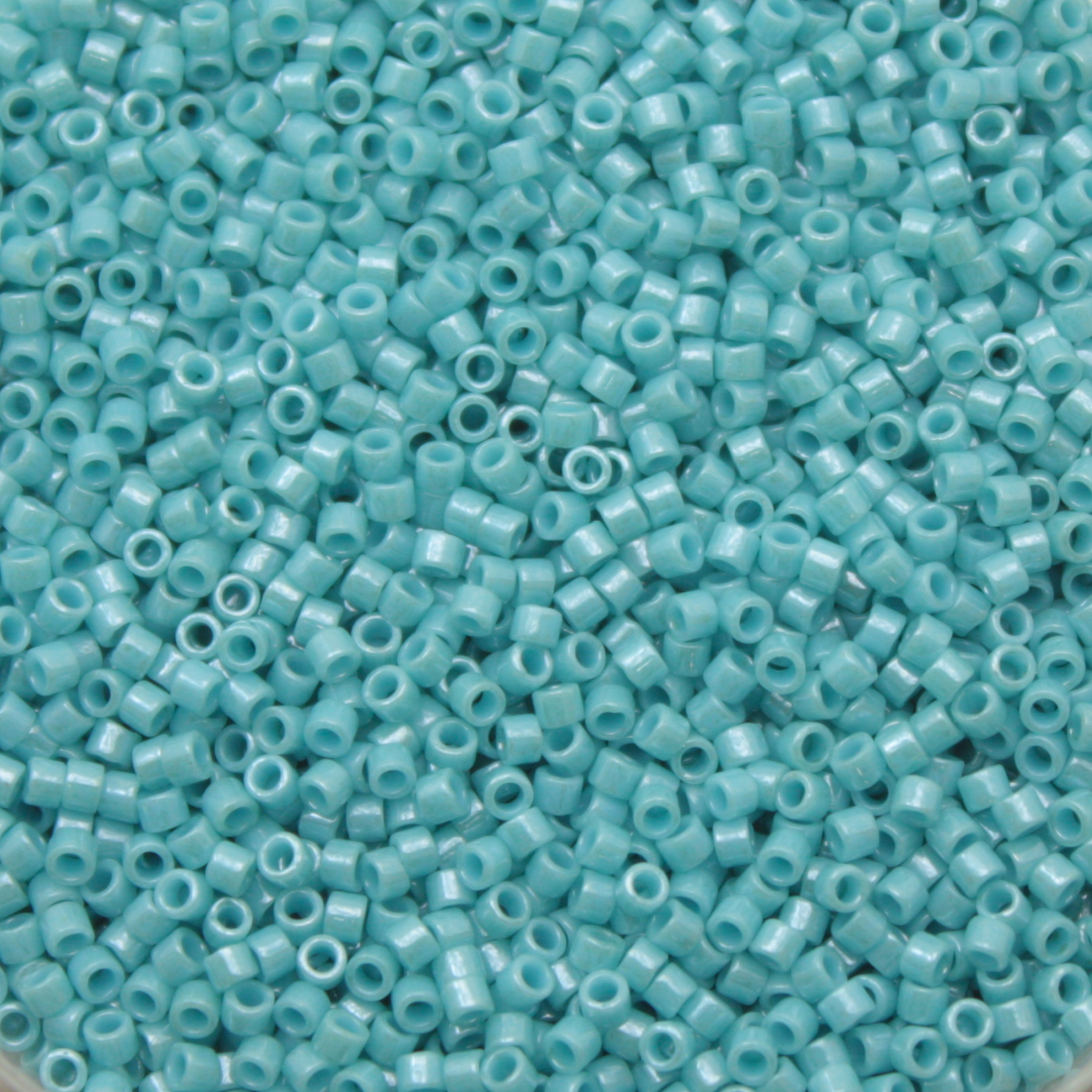 miyuki delica 11/0 - opaque turquoise luster | 8gr