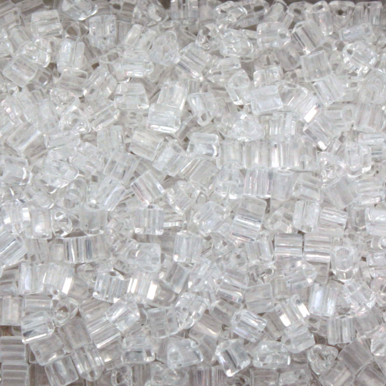 dreiecke toho 11/0 transparent crystal (1) | 10gr