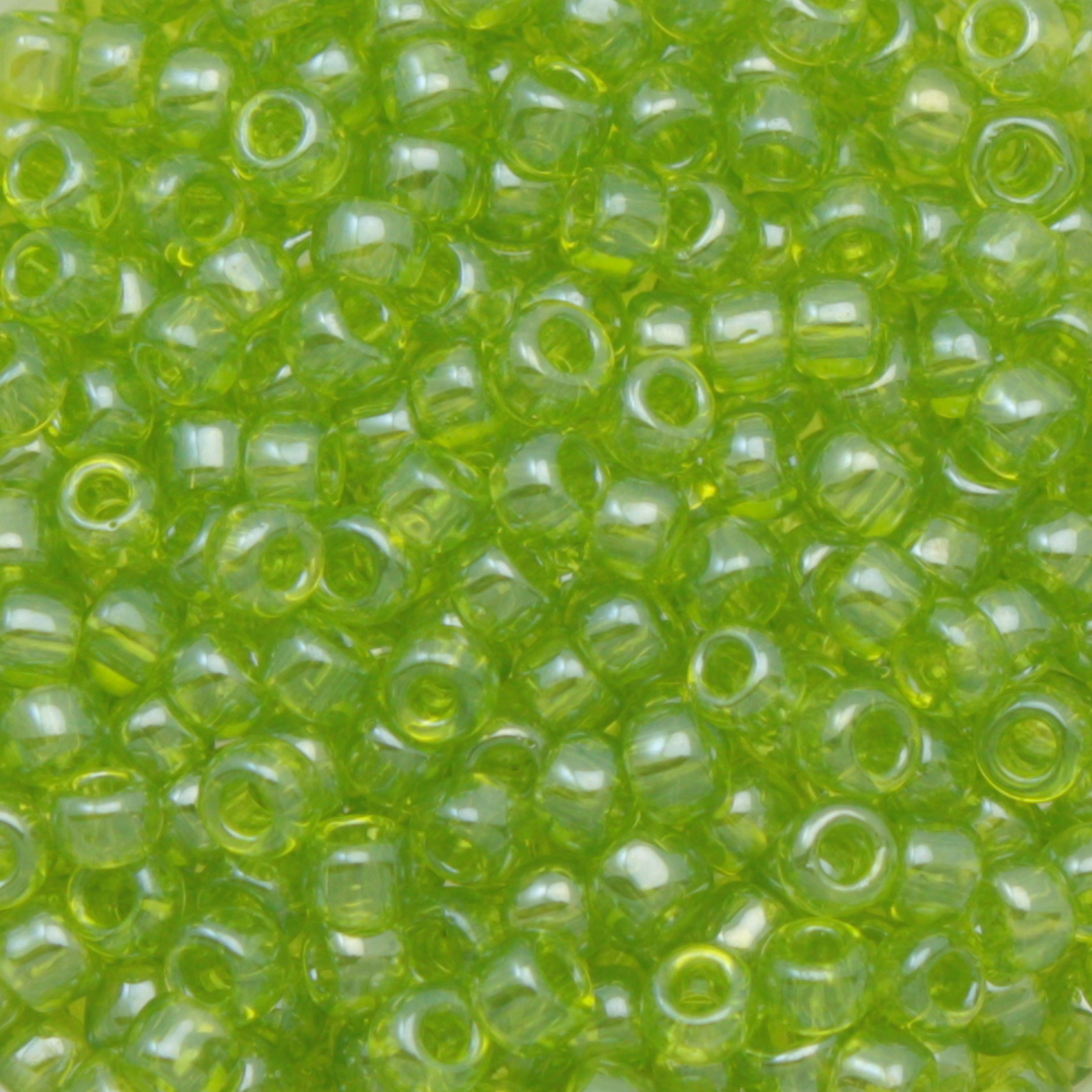 rocaille toho seed beads 8/0 - trasperent lustered lime green (105) | 10gr
