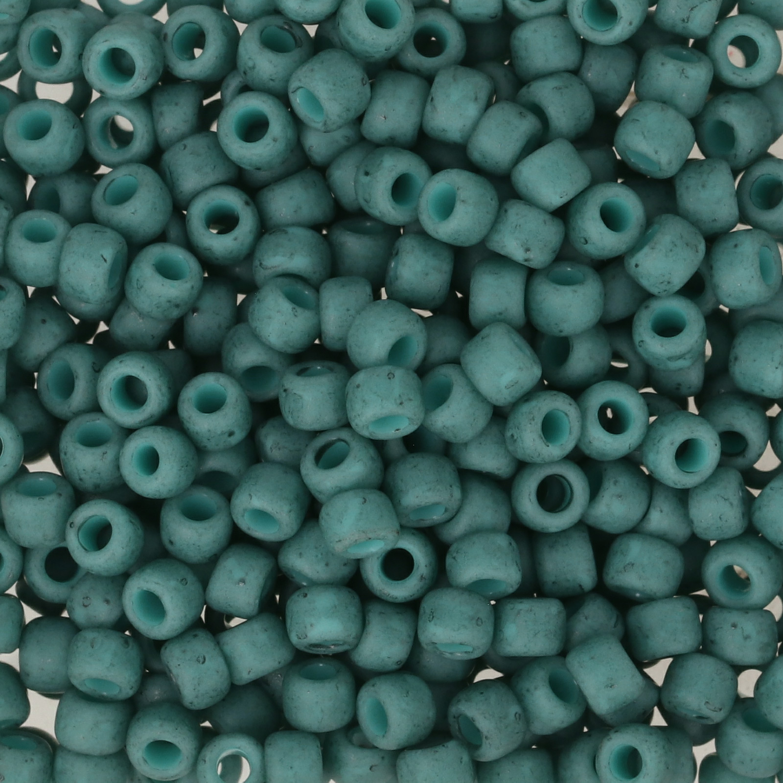 rocaille toho seed beads 8/0 - semi glazed turquoise (2604f) | 10gr