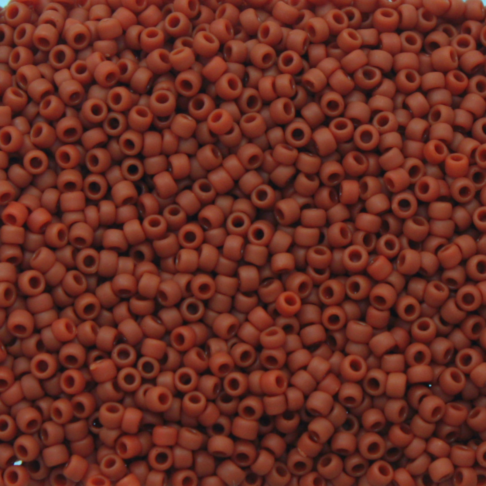 rocaille toho seed beads 15/0 - opaque frosted terra cotta (46lf) | 10gr