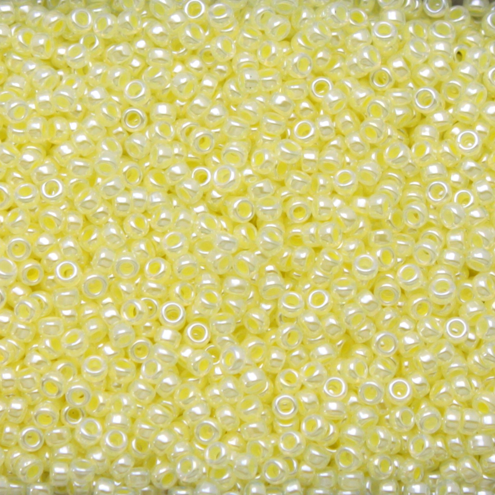 miyuki rocailles 15/0 - ceylon light yellow (514) | 10gr