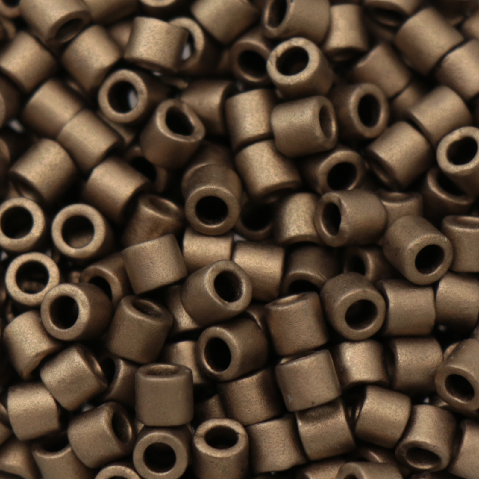 miyuki delica 8/0 metallic matte bronze iris | 8gr