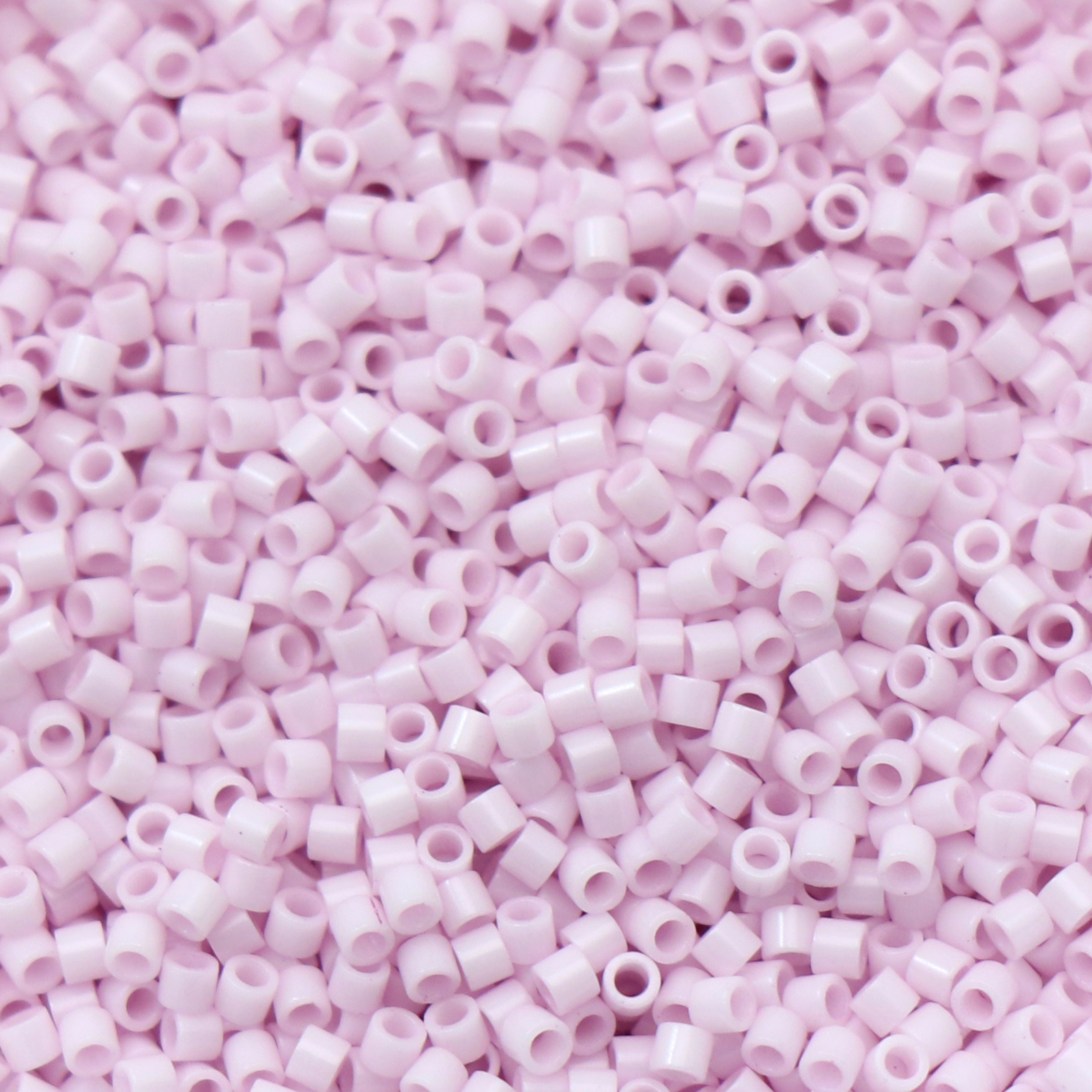 miyuki delica 15/0 - opaque pale rose | 5gr