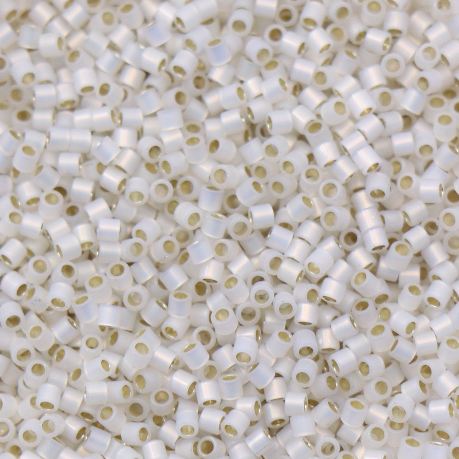 miyuki delica 15/0 - color-lined white opal/gilt | 5gr