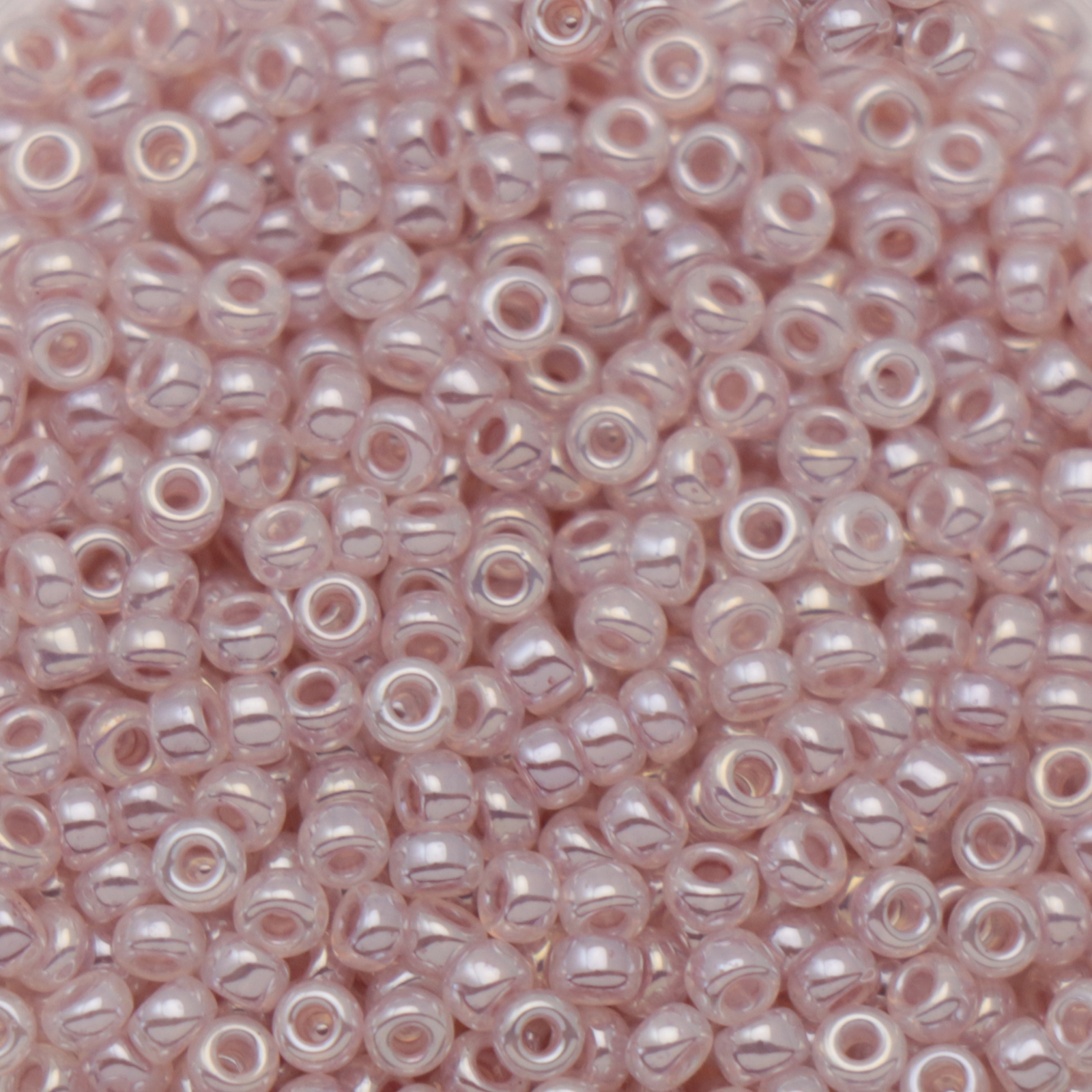 miyuki rocailles 11/0 - opaque ceylon light mauve (542) | 10gr