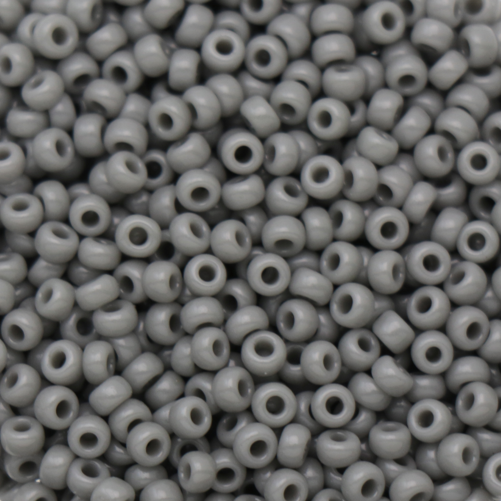 miyuki rocailles 11/0 - opaque falcon grey (499) | 10gr