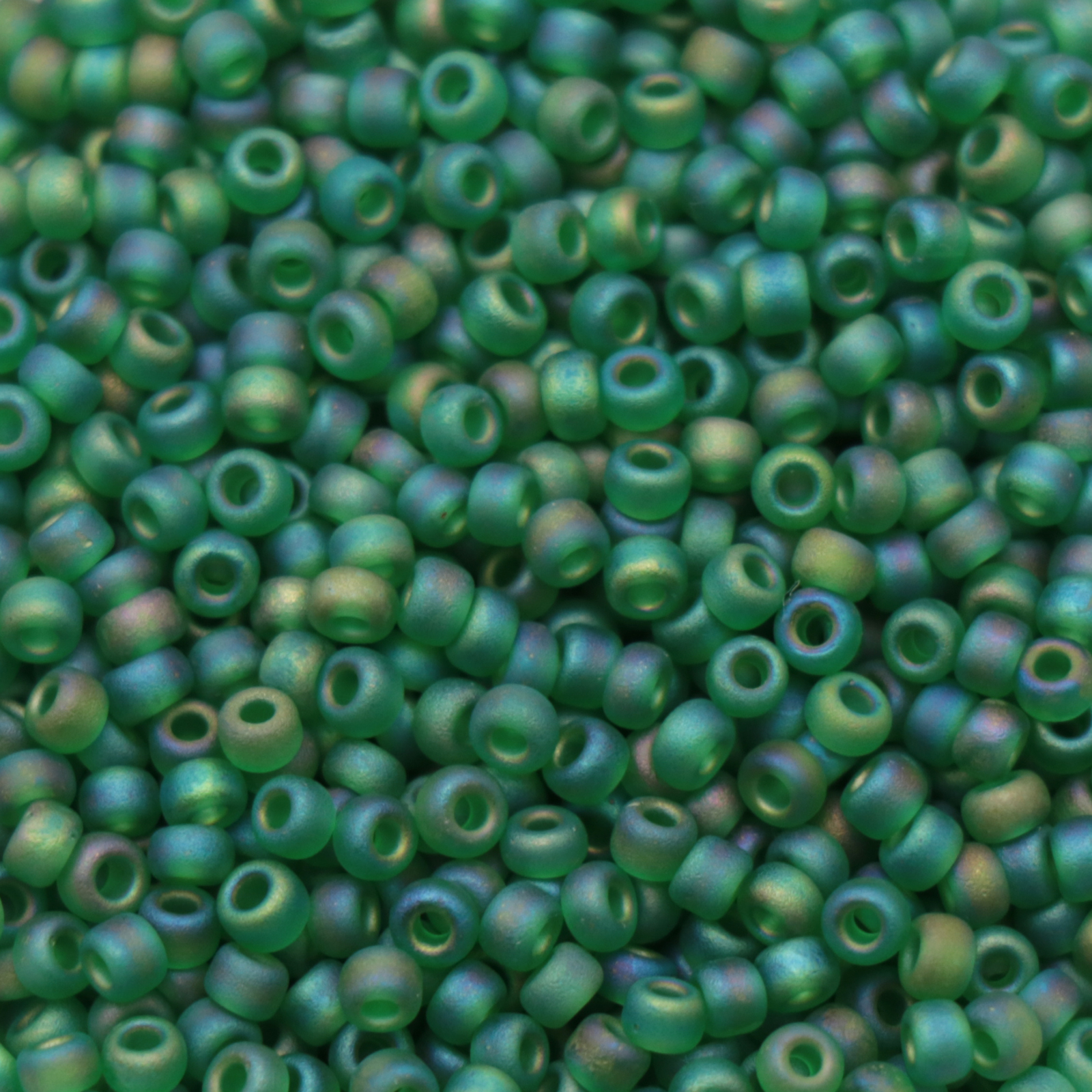 miyuki rocailles 11/0 - matte transparent green ab (146fr) | 10gr