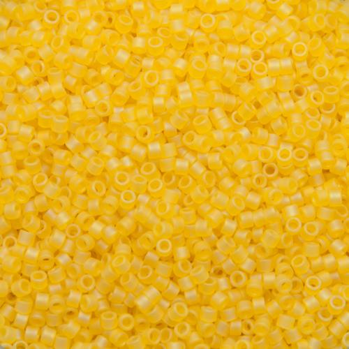 miyuki delica 11/0 - matte transparent pale yellow ab | 8gr
