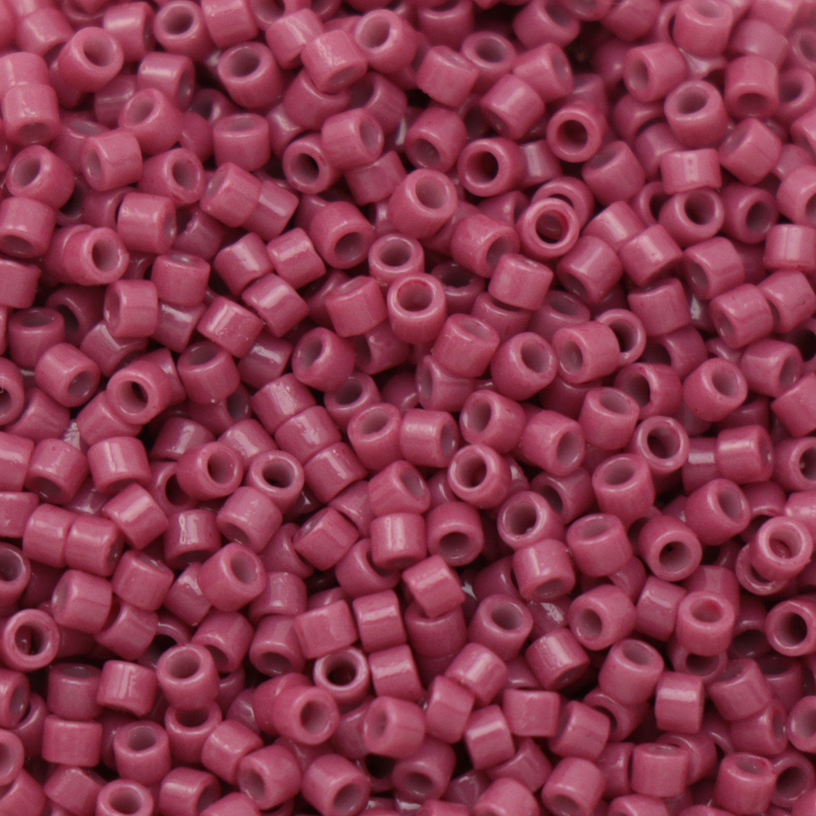 miyuki delica 11/0 - duracoat opaque raspberry | 8gr