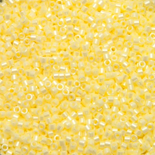 miyuki delica 11/0 - opaque pale yellow ceylon | 8gr