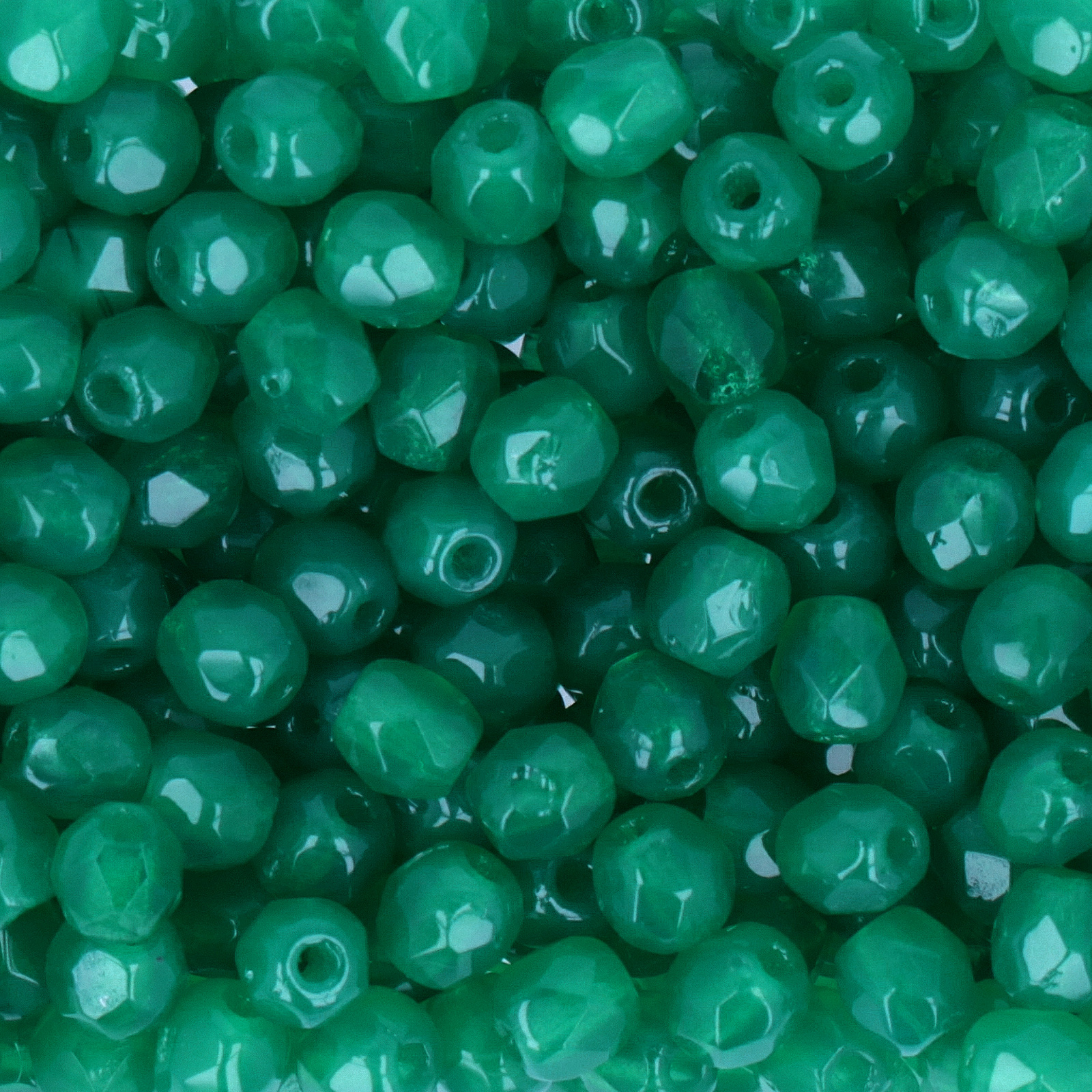 böhmische glasschliffperlen malachite green 4mm | 50st