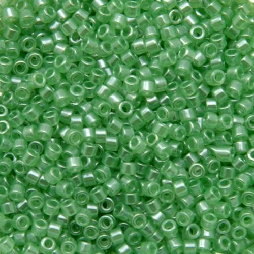 miyuki delica 11/0 - transparent light spring green luster | 8gr